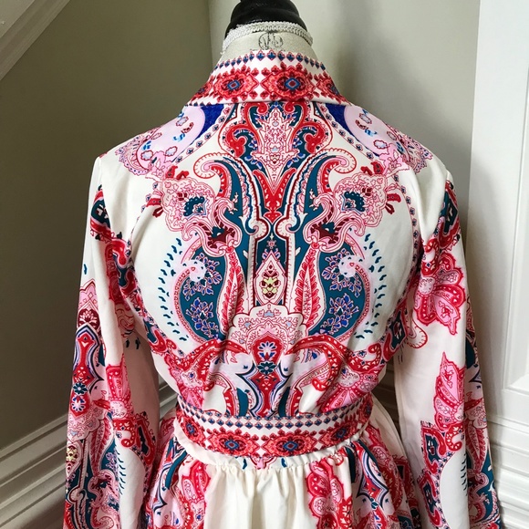 NWT Goodnight Macaroon Lola Dress Womens Small Red Blue Long Sleeve V-Neck Belt - Picture 11 of 12